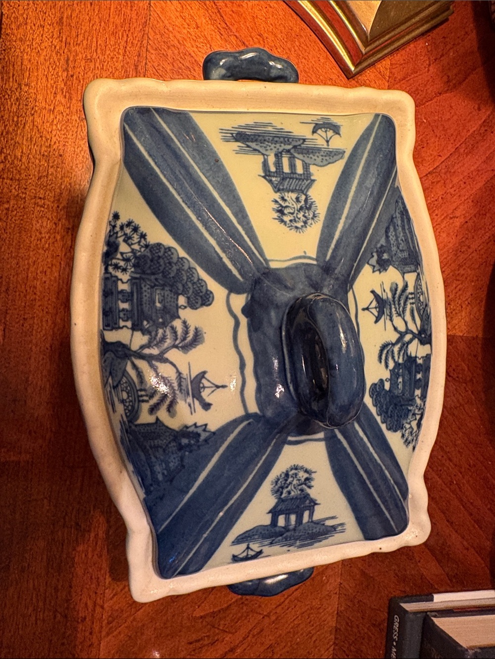 Blue Willow Decorative Porcelain Covered Dish- Classic GrandMillenial Home Decor - Picture 5 of 11